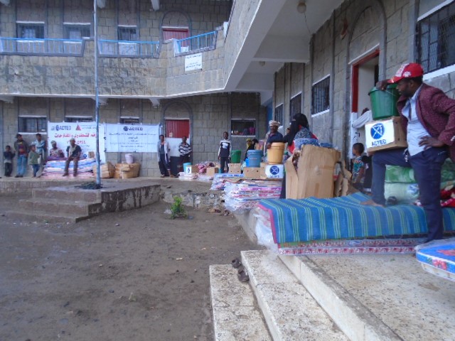 A school in Ibb governorate located in the inland south of the country provides temporarily shelter to internally displaced people.