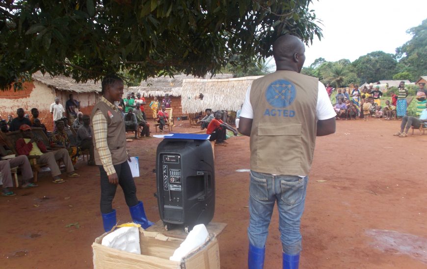 Sensibilisations communautaires réalisées par les équipes d’ACTED dans le cadre de l’agenda PAF – Photo prise par ACTED, 2019, projet financé par le Fonds Humanitaire