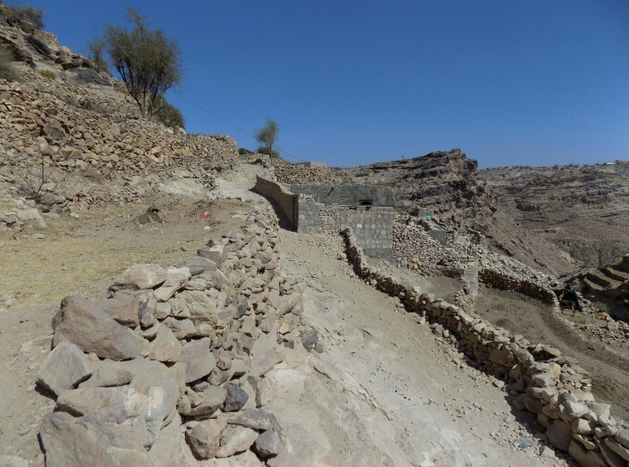 Road in Arashy, Yemen