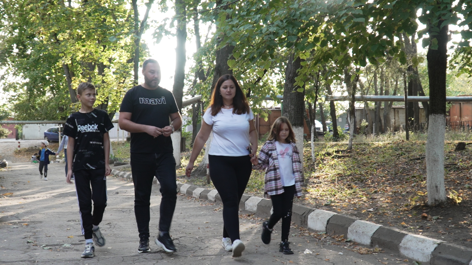 Receiving cash for rent assistance in Moldova Yulia and Andrii's Story